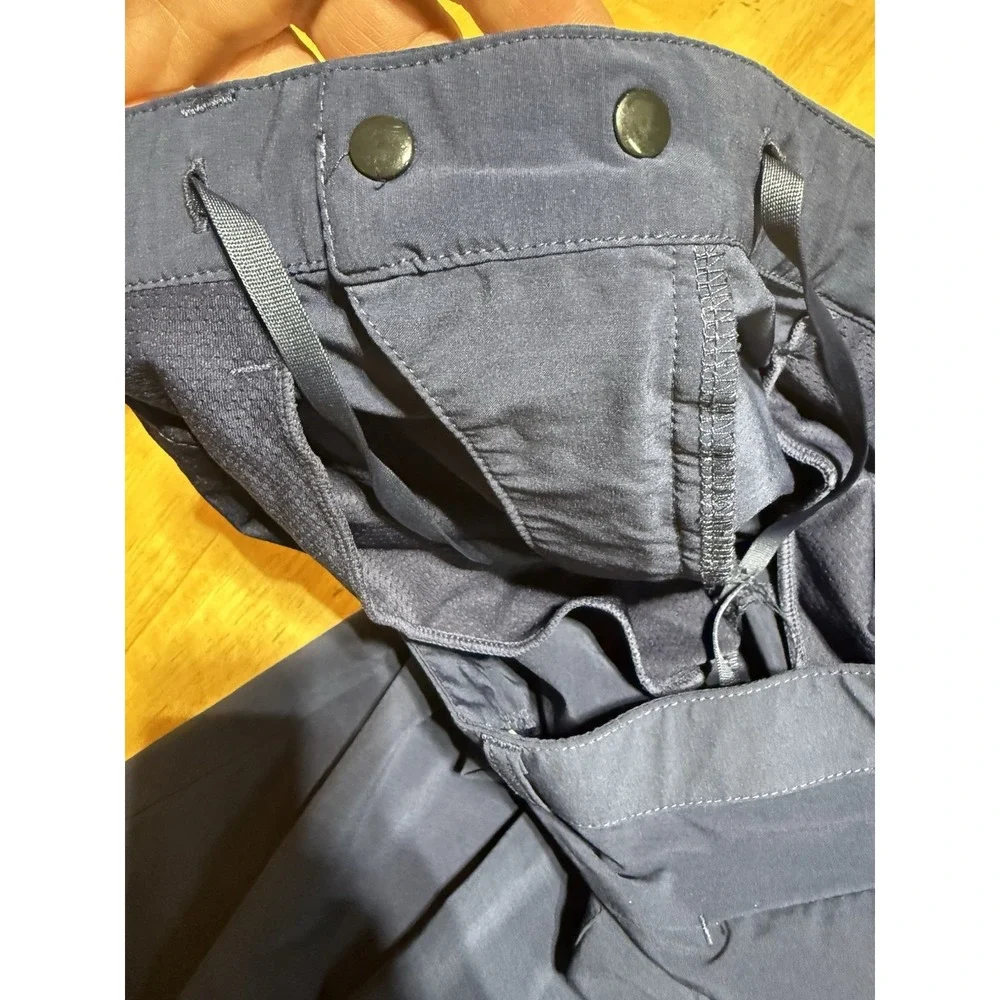 Fabletics The Only Pant Mens 34x29 Navy Blue Stretch Performance Golf Pants